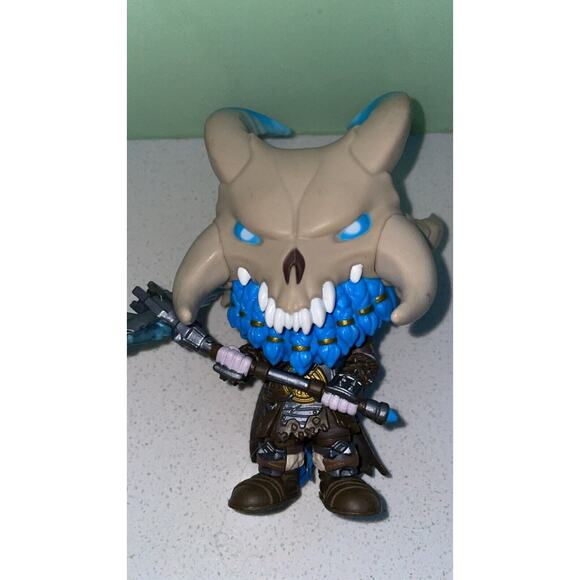 Funko Pop Ragnarok 465 Fortnite Walmart Exclusive GITD Excellent Condition - Picture 2 of 5